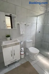 Apartamento studio próximo ao centro - Image 5