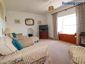 Penrose Farm Cottage - Image 4