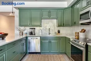 Condo in Government Camp - Image 2