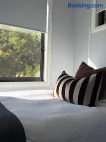 Lusso - Boutique Accommodation - Image 4