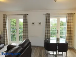 Luxury Riverbank Apartment, Nairn - Image 3