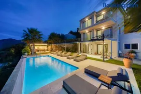 Kefi Luxury Villas - Image 1