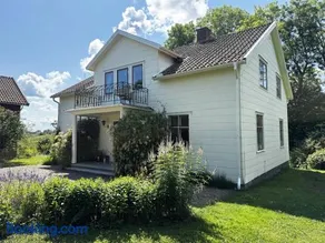 Charming and spacious villa near Lidköping - Image 2