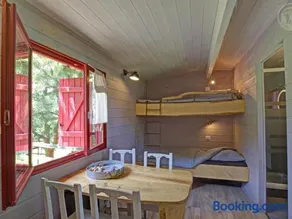 Roulotte pittoresque 4 pers avec animaux admis, draps et ménage inclus - Image 3