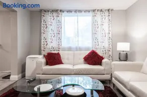ENTIRE 2 BEDROOM APARTMENT UPTOWN WATERLOO - e1 - Image 5