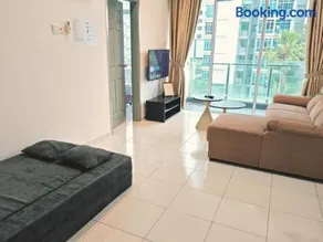 Senai Garden Apartment near Airport - Image 4