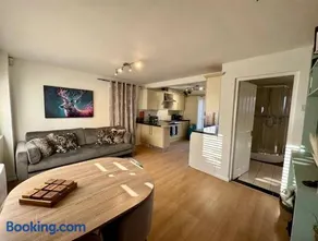 Countryside Stay - Ashford Outlet Eurotunnel - Image 3