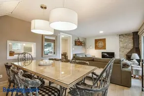 CASA FIR by Cardi Suites - Image 4