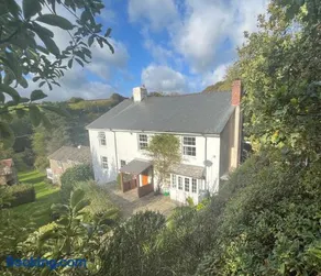 Beautiful Farmhouse - Image 1