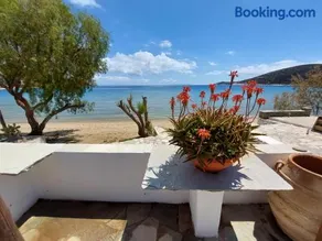 Styfilia Beachfront Apartment - First Floor - Image 1