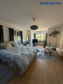 MTL Schweiz Apartments - Image 1