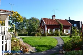 Rustik gäststuga med lantlig känsla nära Örebro city - Image 2