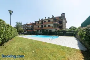 El Rubio del Cuera – Terraza, piscina y confort - Image 1