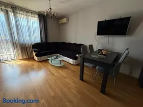 Pravets Lake Panorama Apartments - Image 2