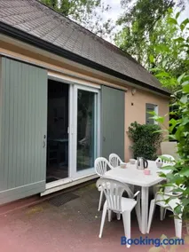 17 Gites famille,OU 2 Gites avec Spa, Piscine, Restaurant, 4KM de Conques,Navette sur Demande - Image 2