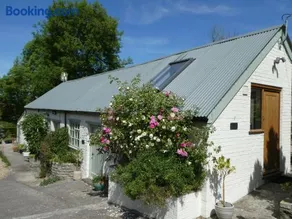Bracken in Converted Barn - Image 1