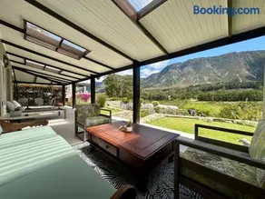 The Guardian Hermanus Luxury Self-Catering Hemel en Aarde Valley - Image 1