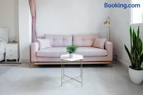 Magic Apartment with Private Terrace - Image 2