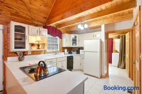 Wildcat Retreat Cozy Norris Lake Cabin Getaway - Image 4