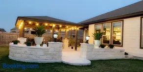 Toscana Villa - Image 1