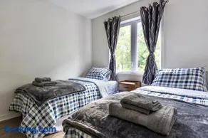 Appartment 2BR 4 beds AC wi-Fi Smart TV FreeParking - Image 2
