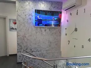 Palladium City Center Apartments - Image 5