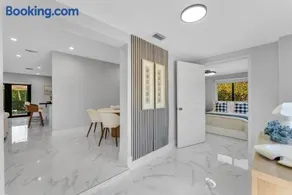 Azure Coastal Breeze - Image 3