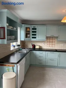Sunny Rosslare Strand Holiday Home - Image 5