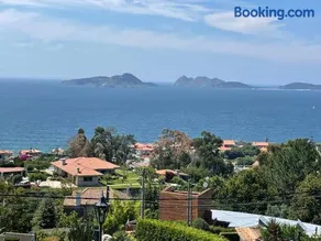 Casa con jardín, piscina privada y vistas a las Islas Cies - Image 2