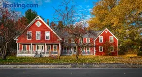 Franconia Village Retreat- Pristine Quiet Private Apartment to Ski Hike Bike and Brews - Image 5