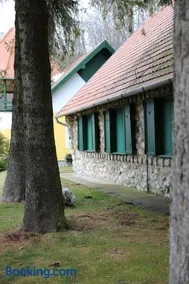 Csipkéskúti Lovas Vendégház - Image 1