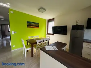 B&Beach Apartman Balatonlelle - Image 5