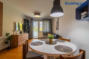 Flexible SelfCheckIns 92 - Zagreb - Parking - Loggia - Bedroom - Image 4