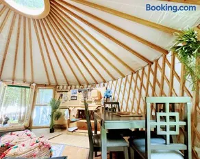 Waterfront CedarGrove Yurt-Glamp - Image 3