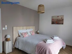 New cottage with indoor pool - Image 3