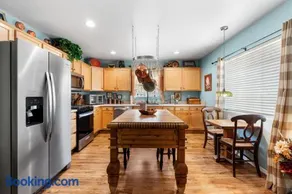 Granite Mountain Cottage An Oasis 15m to Downtown - Image 1