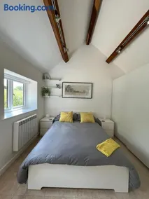 The Cottage at No. 3 - Image 4