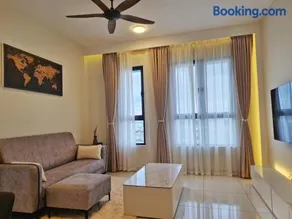 TRIO Bukit Tinggi 2-bedroom NEW Apt with NETFLIX smart tv - Image 5