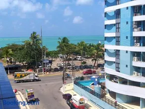 NA BEIRA MAR DE PAJUCARA- EDIF NEO- APARTAMENTO QUARTO E SALA -TEM VARANDA- VISTA LATERAL DO MAR- RUA JULIO PLECH FILHO 60 ESQUINA COM AVENIDA DOUTOR ANTONIO GOUVEIA - CONSUMO ELETRICO É PAGO No CKECK-OUT 1KWH É 1,35 REIAS - TEM TELA DE PROTEÇÃO - Image 4