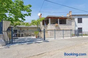 Casa Bombić by Rent Istria - Image 1