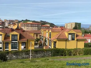 Apartamento residencial en Candás - Image 1