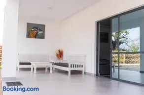 4 U Luxury Bungalows Diani - Image 3