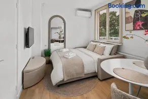 Cozy studio in Wouw, for 2 guests with balcony - Image 1