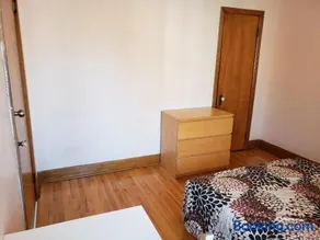 Bright room near Metro Monk station with Self Check-in - Image 2