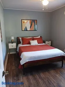 2 bedroom Apartment in Marianna - Image 4