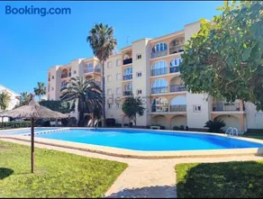 Kinderfreundliches charmantes Apartment mit Terrasse, Grill und Garten | Bergblick | Neben dem Strand - Image 1