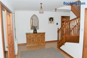 Auburn Cottage - Image 4