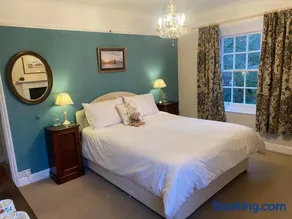 Mill House Bed and Breakfast - Image 4