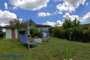 Pia's house garden - Image 3