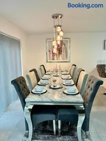 Luxury 5 Bedroom House near York - Escrick - Image 3